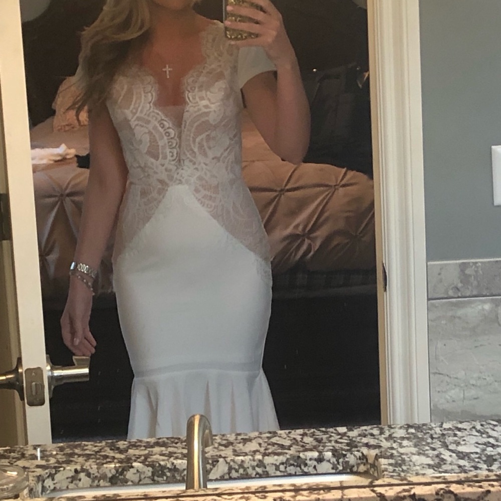 Lace midi ruffle bottom